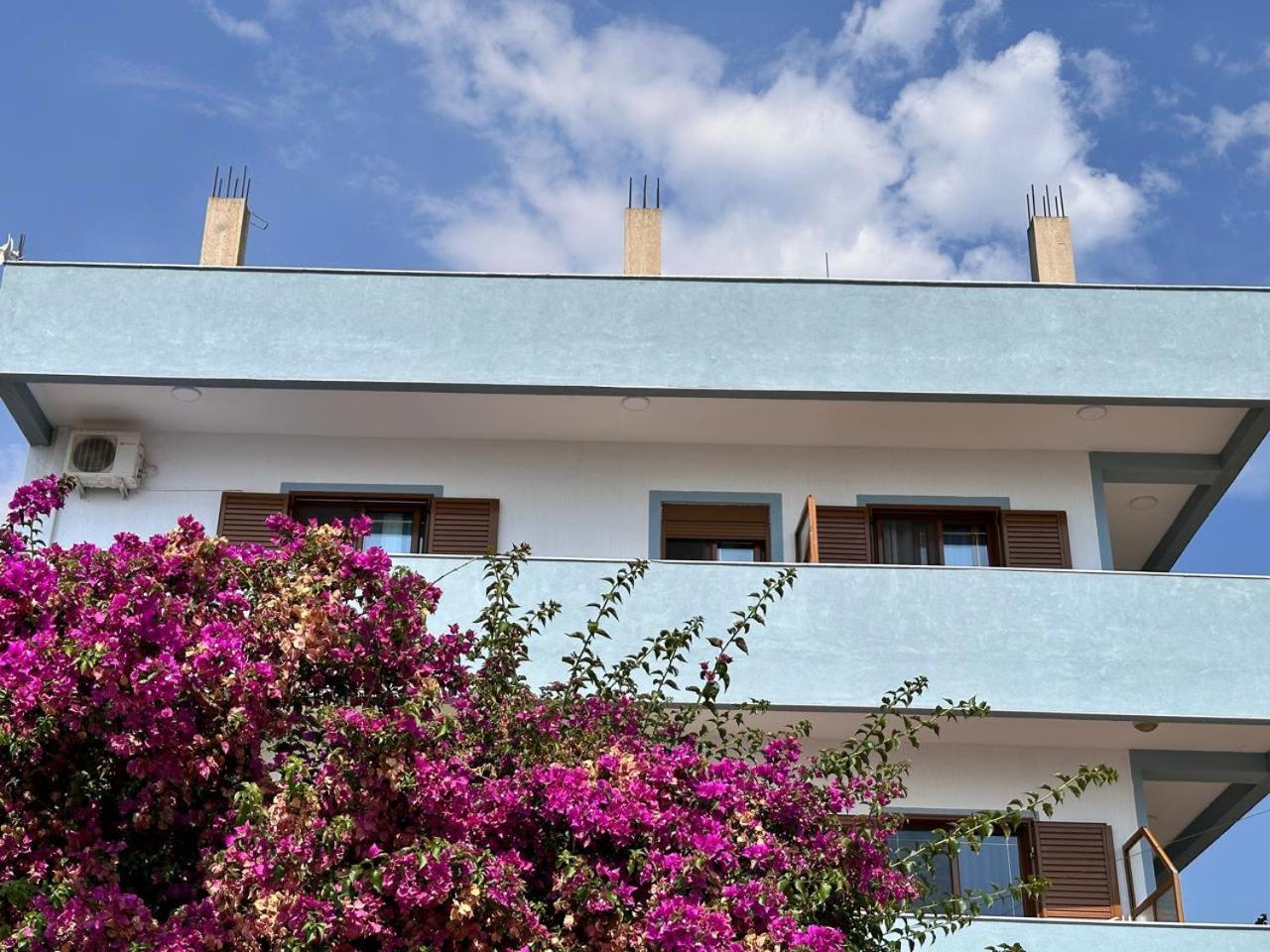Kenza Apartments Sarandë Eksteriør bilde