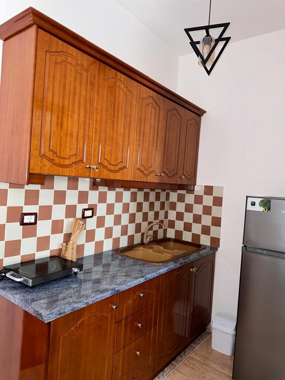 Kenza Apartments Sarandë Eksteriør bilde